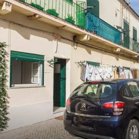 Casa Amarela Yellow House